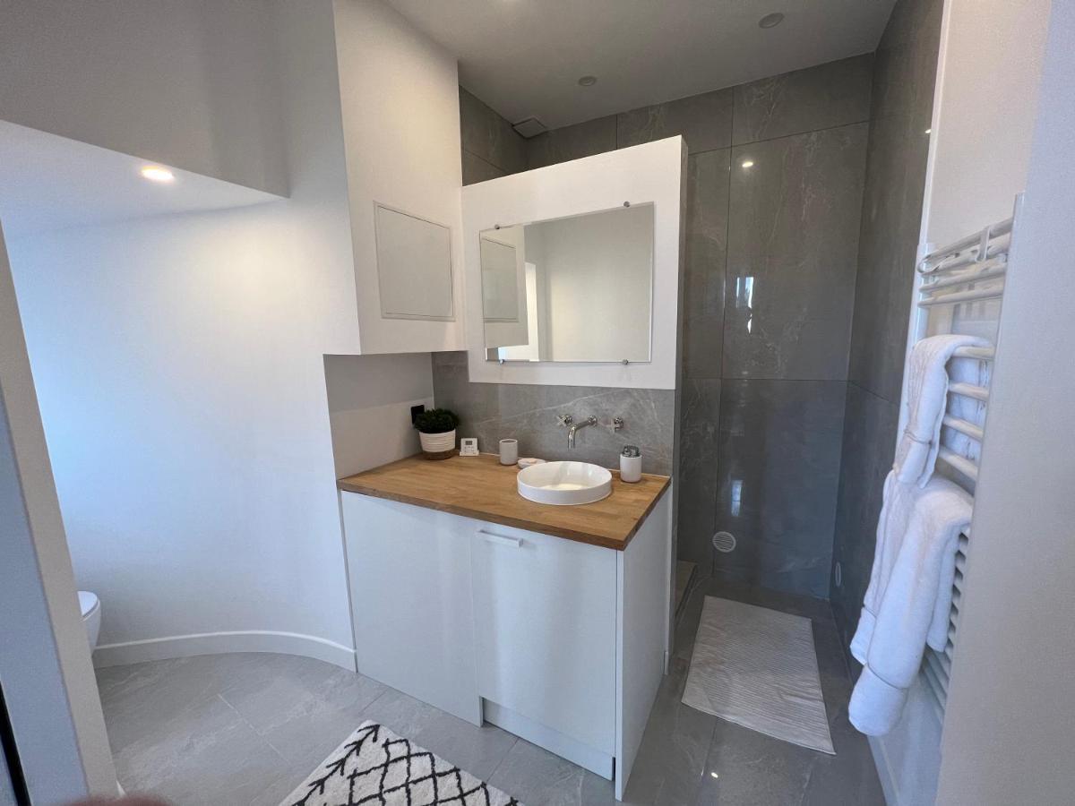 Appartement 33 M2 Comme Une Junior Suite - Vue Port Et Palais Des Festivals Cannes Dış mekan fotoğraf